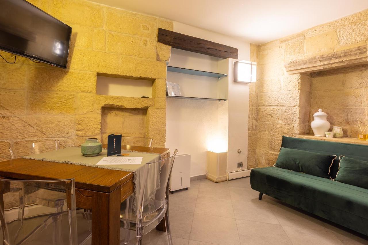 Espezia Bed & Breakfast Lecce Exterior photo