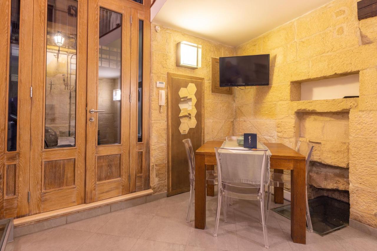 Espezia Bed & Breakfast Lecce Exterior photo